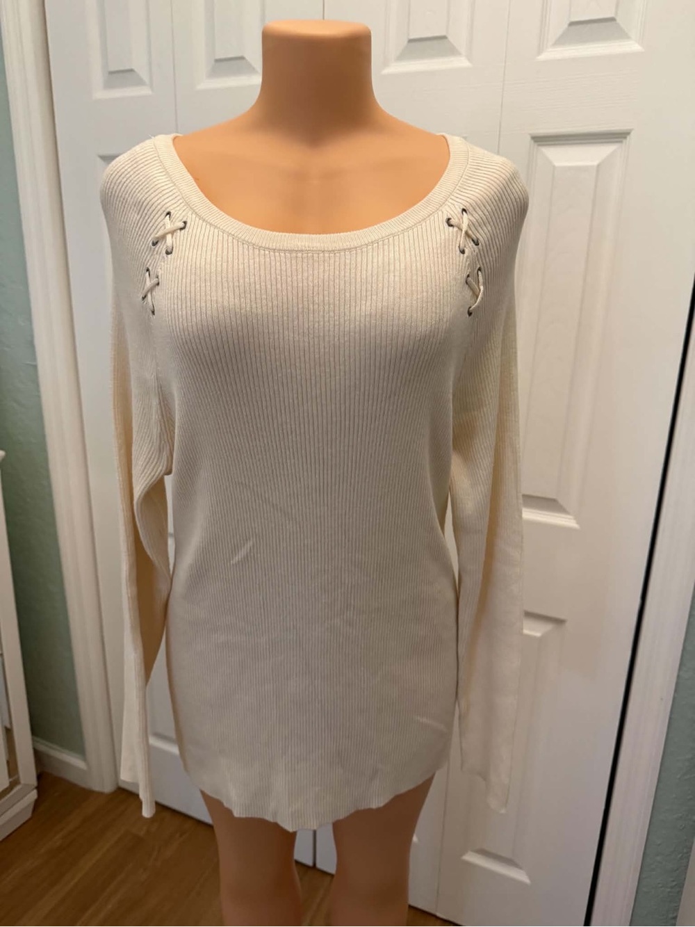 Ashley Stewart Ribbed Lace-Up Sweater 22/24 NWT